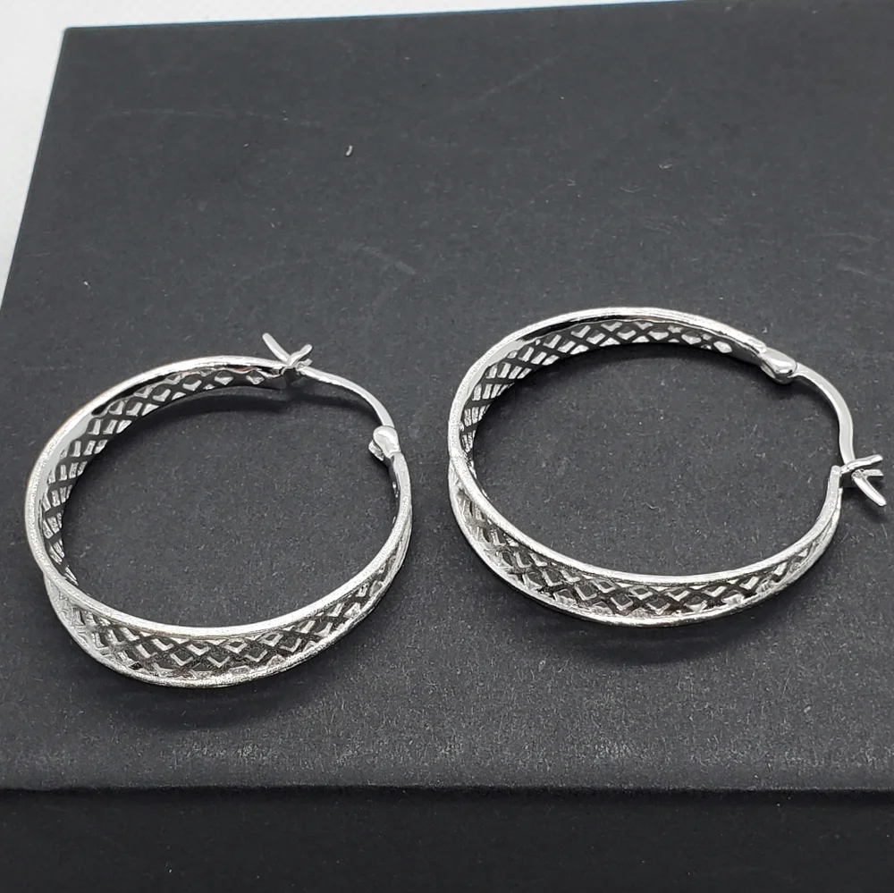 Sterling Silver 925 Rhodium Plated Diamond Cut Snap-On Hoop Earring